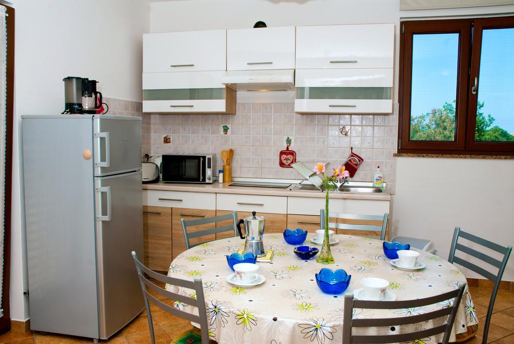 Villa House Soni&Caza Soni Rovigno Camera foto